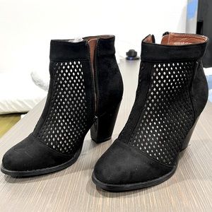Laser Cut Casual Ankle Bootie
